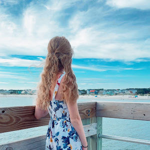 Meet your Posher, Addison